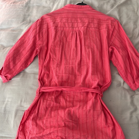 Pretty Coral cover up shirt - Picture 5 of 8